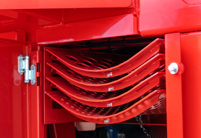 Compartiment pour le rangement des grilles