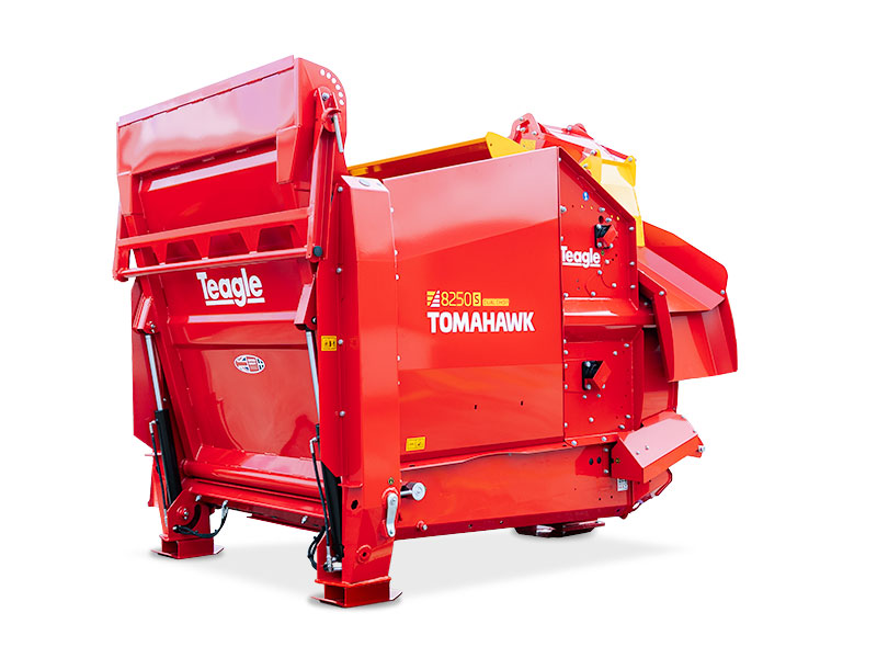 Tomahawk 8250M, les options